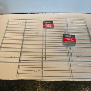 NWT Set of 2 Cooling Racks, one tag fell off.